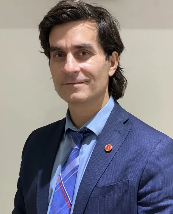 Dr. Lisandro Nardín